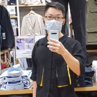 阳光小伙喜大叔