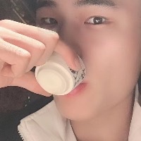 天使男孩在一起