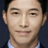 表明温和内心倔强