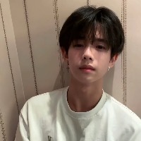 偏偏为你一惊鸿