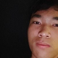 猫看见鱼在水里哭