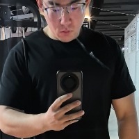 不会健身的小吴